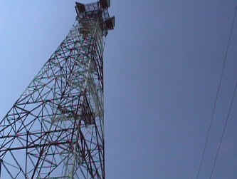 tower_tall.jpg (49878 bytes)